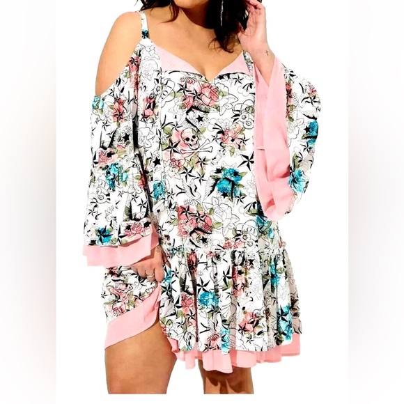 Betsey Johnson Dresses & Skirts - Torrid  Betsey Johnson Mini Challis Cold Shoulder Star Skull Dress Plus Size 3